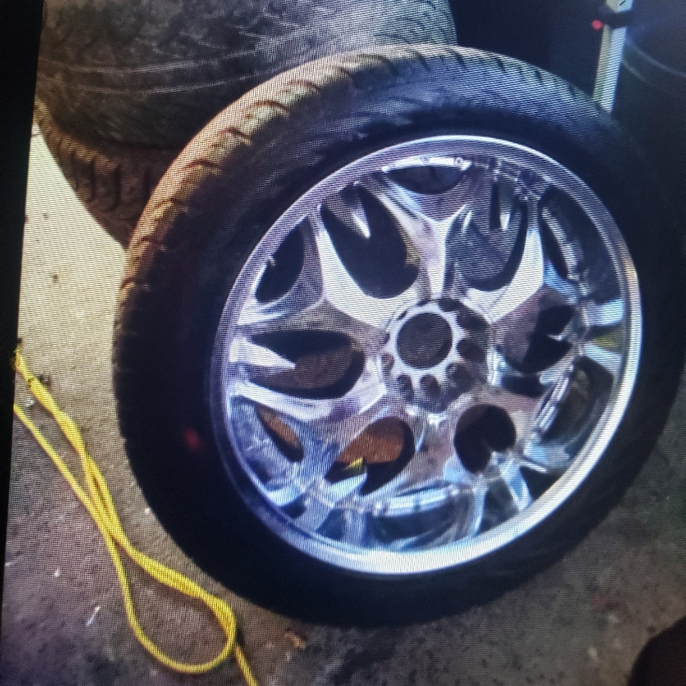 22" rims and tires